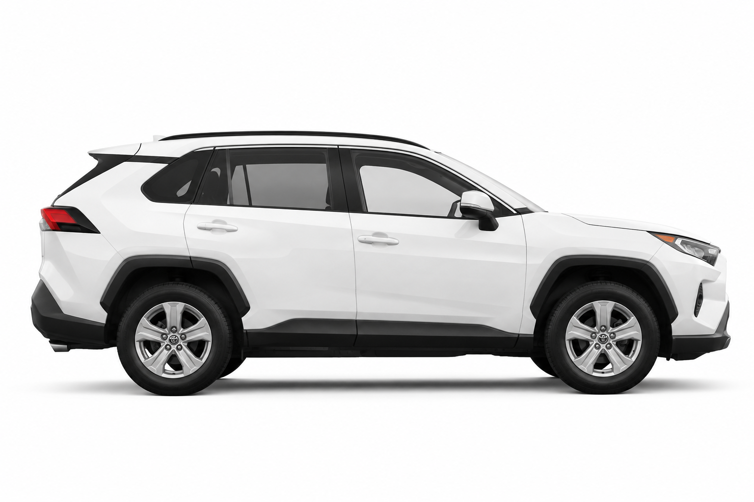 Белый Toyota RAV4